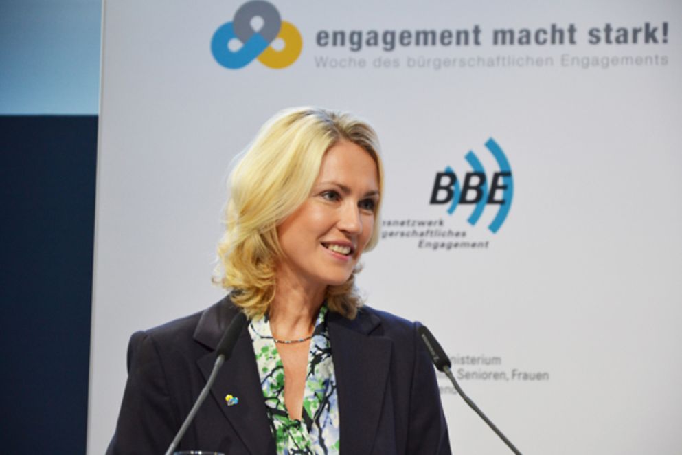 Manuela Schwesig spricht bei der Eröffnung zur 11. Aktionswoche des Bundesnetzwerks Bürgerschaftliches Engagement